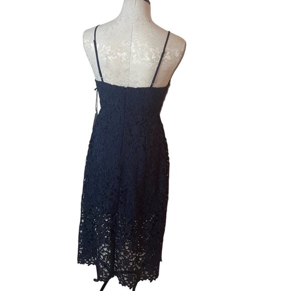 ASTR The Label Midi A-Line Dress Size Medium Navy Blue Lace Sleeveless New - Picture 10 of 10